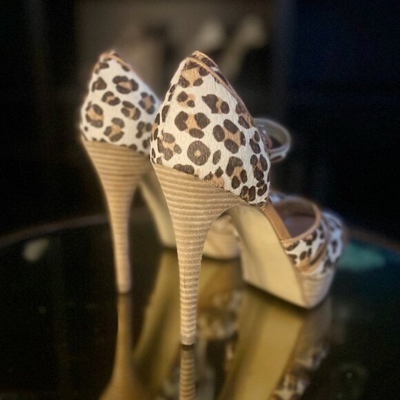 Guess leopard T-Strap heels - Picture 2 of 8